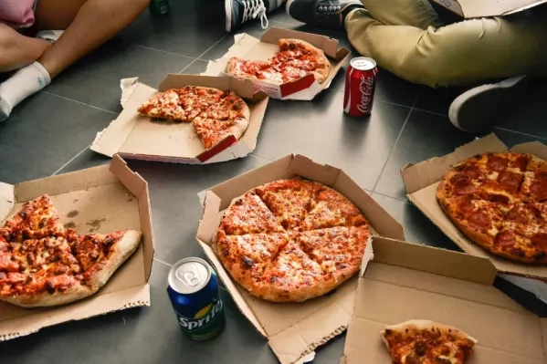 Pizza na wynos w naszych kartonach